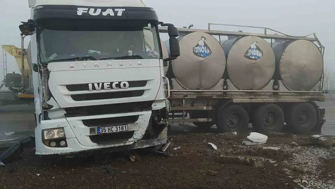 Manyas-Gönen Yolu kavşağında trafik kazası: 1 yaralı