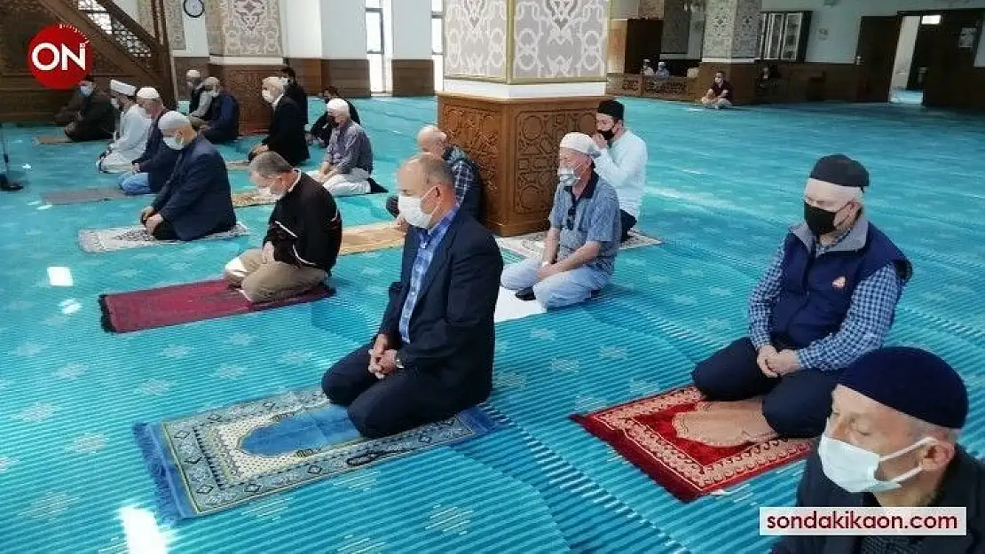 Manyas'ta eller Mescid-i Aksa'nın kurtuluşu için açıldı