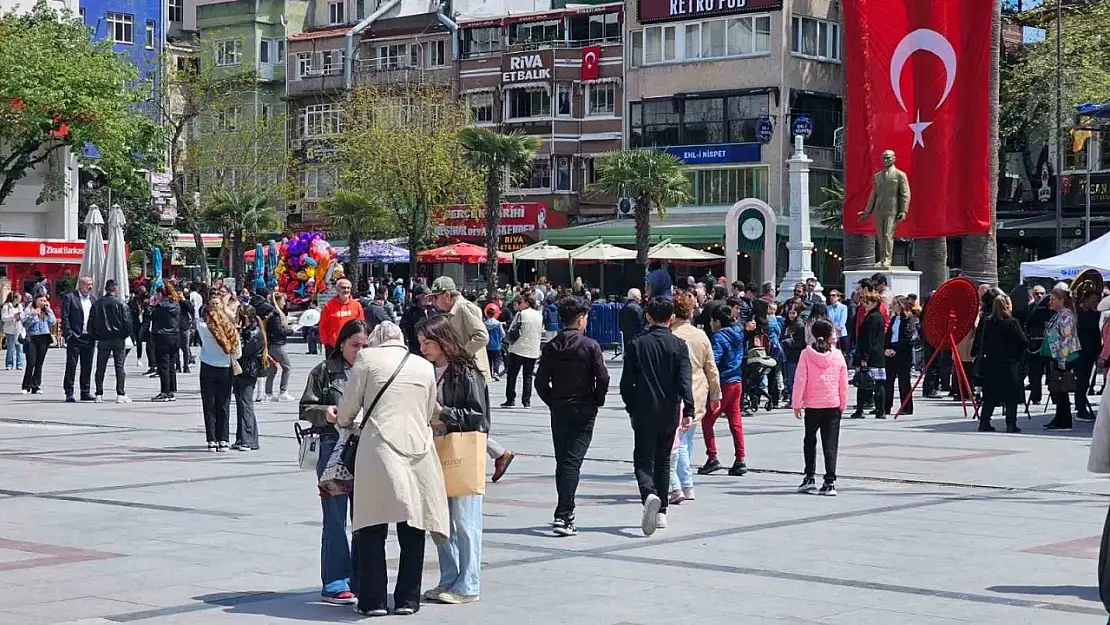 Marmara Denizi'nde 6.2 büyüklüğünde deprem Balıkesir'de de hissedildi