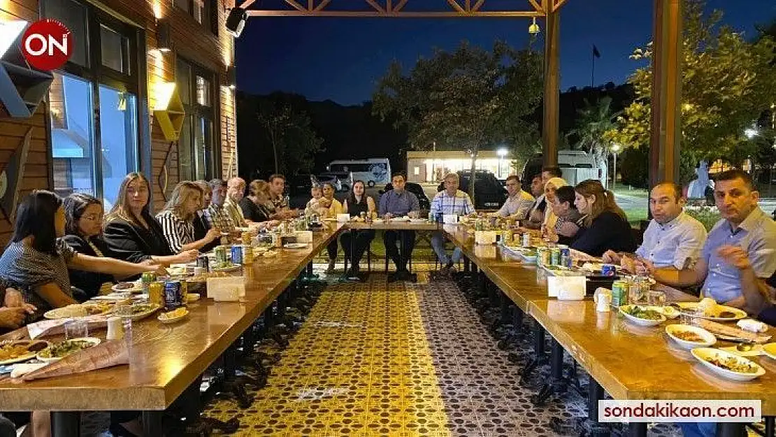 Marmara Kaymakamı Yüksel'e veda yemeği