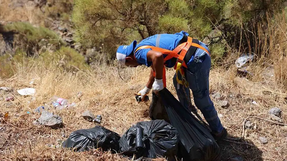 Marmaris Belediyesi 4 ayda 32 bin ton atık topladı