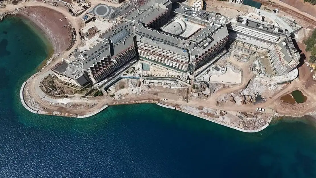 Marmaris Belediyesi'nden Kızılkum'daki otel inşaatı hakkında açıklama: 'Kesinleşen yıkım kararı henüz bulunmamaktadır'