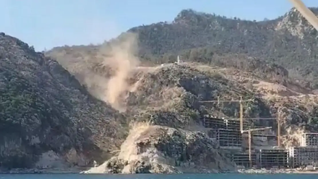 Marmaris Kızılbük mevkiinde oluşan toz bulutu şaşırttı
