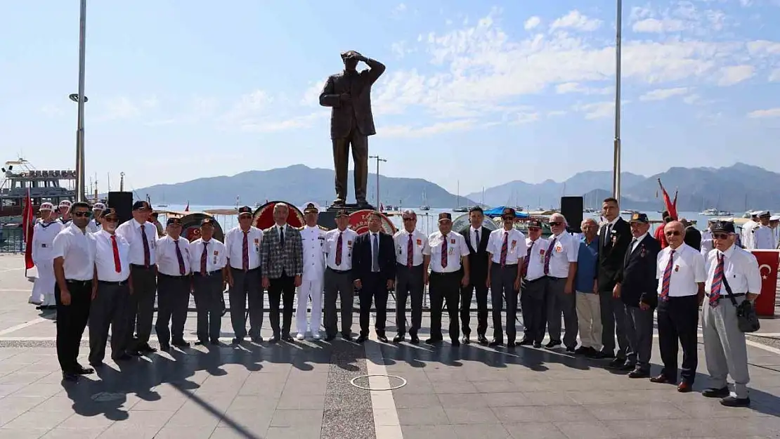 Marmaris'te Gaziler günü anma törenleri çelenk sunma merasimi ile başladı