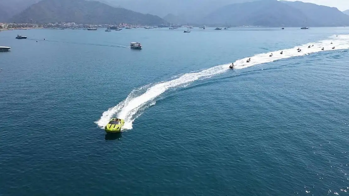 Marmaris'te su sporlarına bayram dopingi