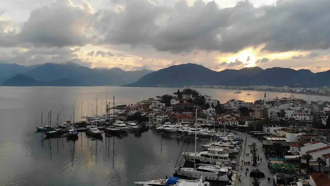 Marmaris'te yağışlı hava etkisini sürdürüyor