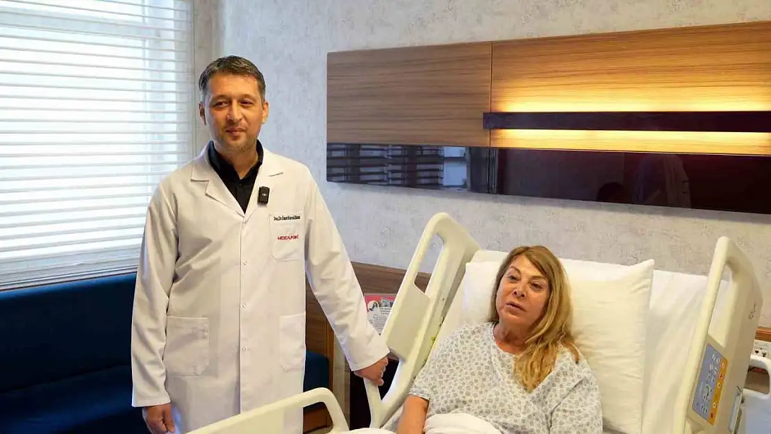 Medical Point'te kalın bağırsak polipleri ileri endoskopik yöntemle temizlendi