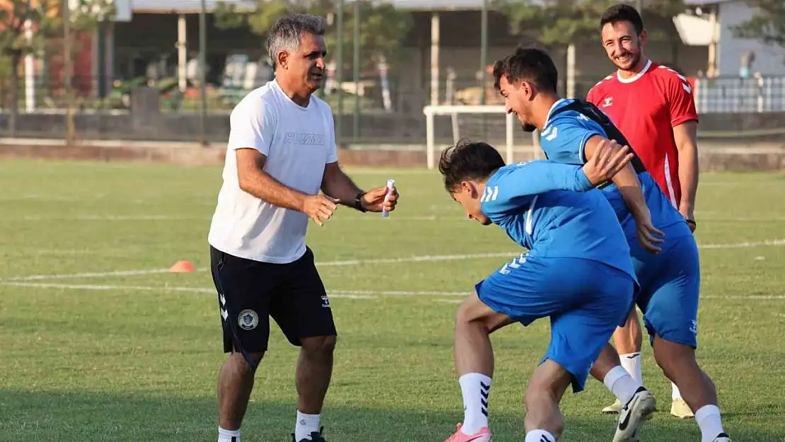 Menemen FK, dış sahada 4'te 4 yaptı