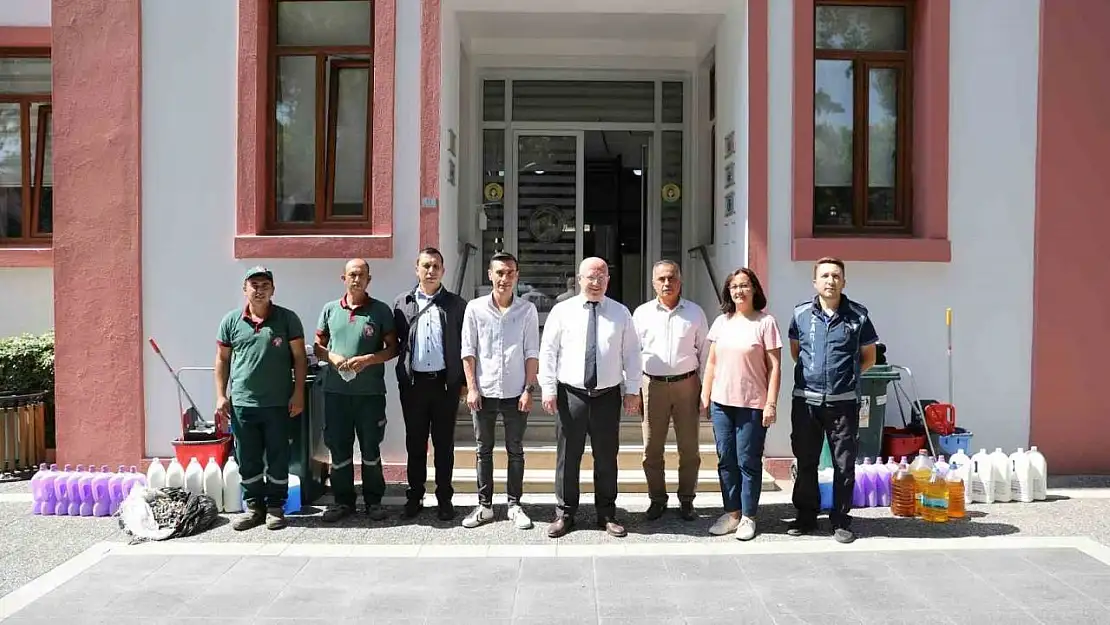 Menteşe Belediyesi gelecek için geri dönüştürüyor