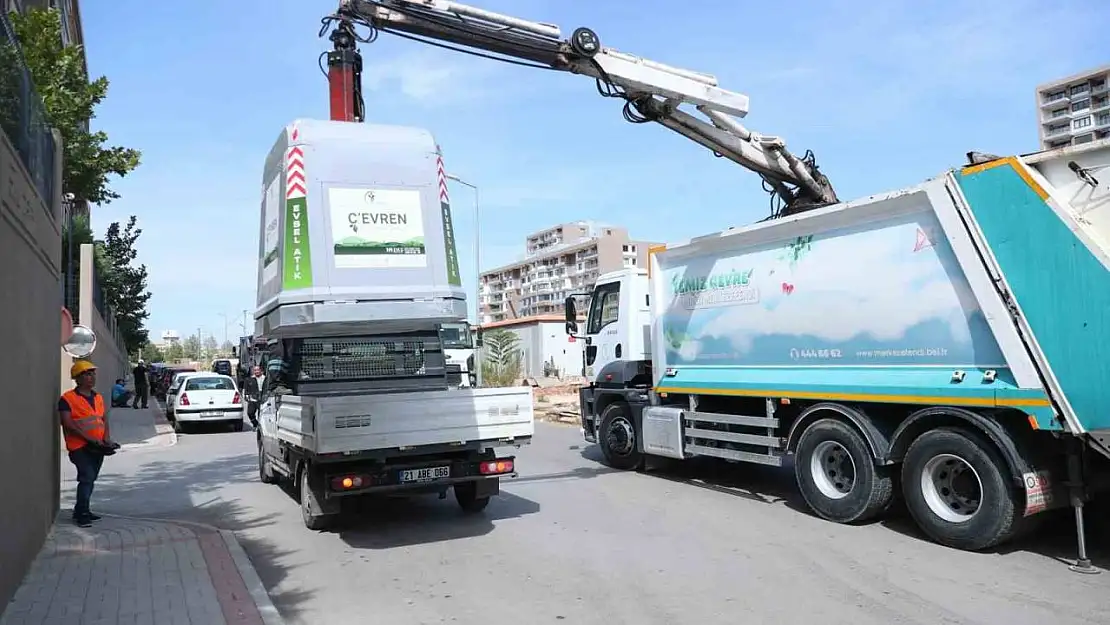 Merkezefendi'de atıklar yer üstü konteynerleriyle toplanacak