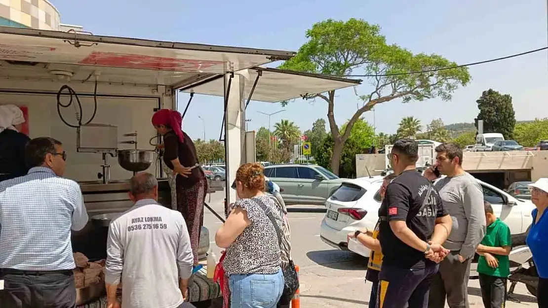 Meslektaşlarından merhum Dr. Refik Kul'a vefa