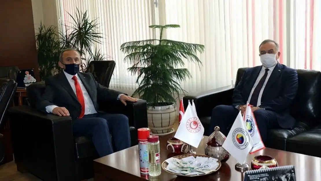 MHP Grup Başkanvekili Akçay'dan Manisa TSO'ya pandemi övgüsü
