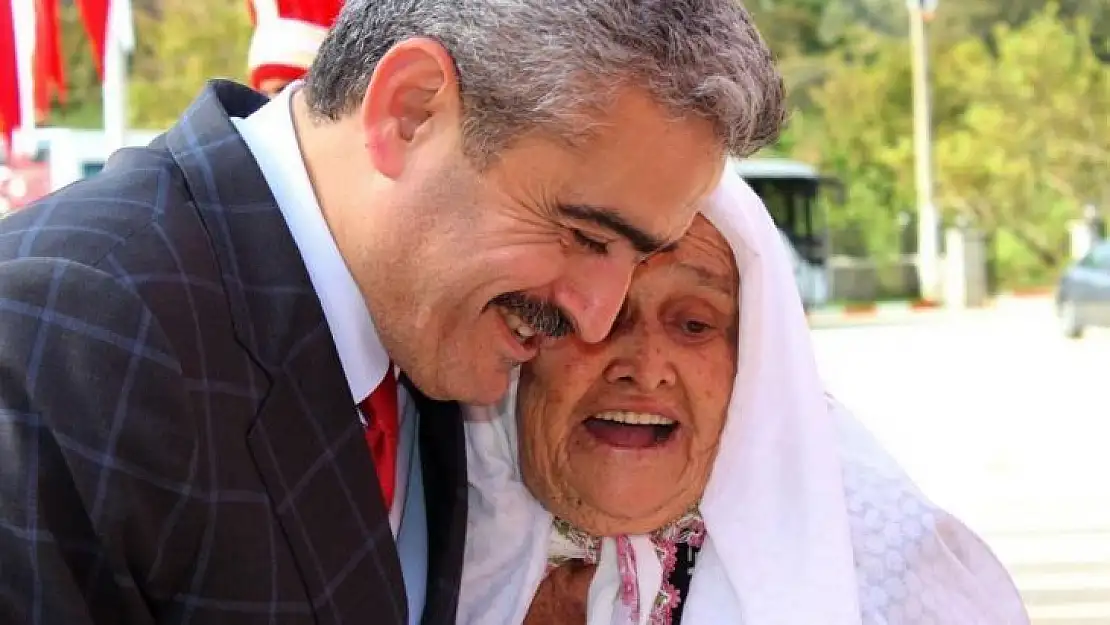 MHP İl Başkanı Alıcık: 'Kadınlarının yüzü gülmeyen bir toplum geleceği umutla karşılayamaz'