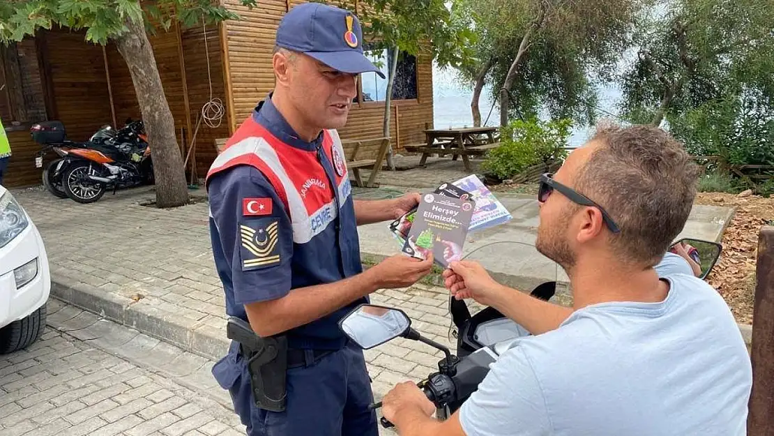 Milli Parkı ziyaret eden vatandaşlar bilgilendirildi