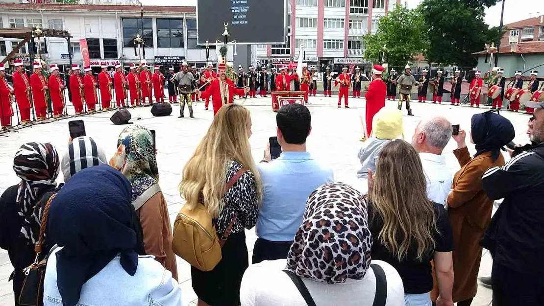 Milli Savunma Bakanlığı Mehteran Birliği, Kütahya'da konser verdi