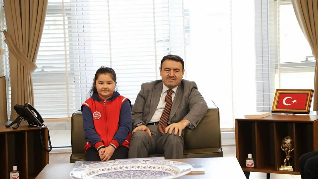 Minik başkan sözünü tuttu