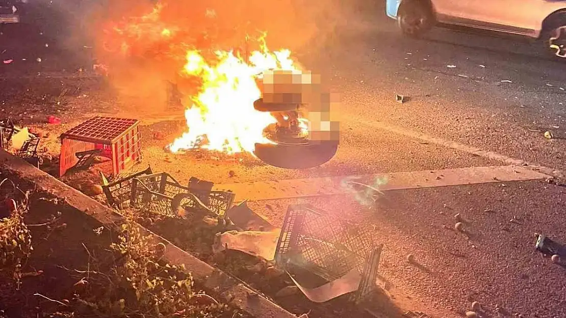 Motosiklet alev topuna döndü, sürücü yanarak hayatını kaybetti