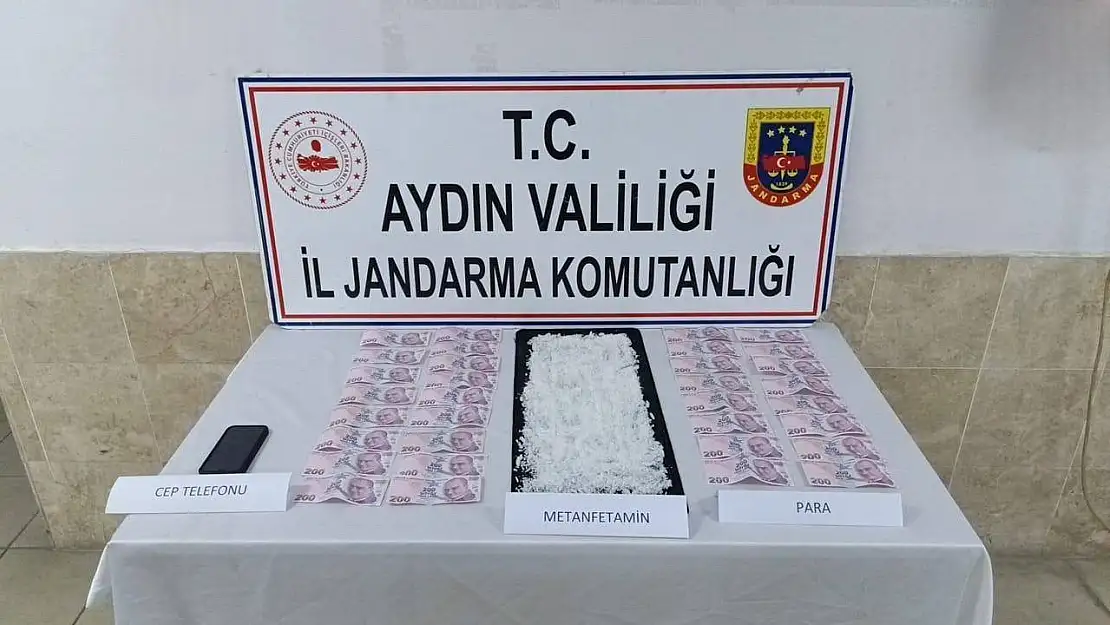 Motosiklet ile uyuşturucu sevkiyatına jandarma darbesi