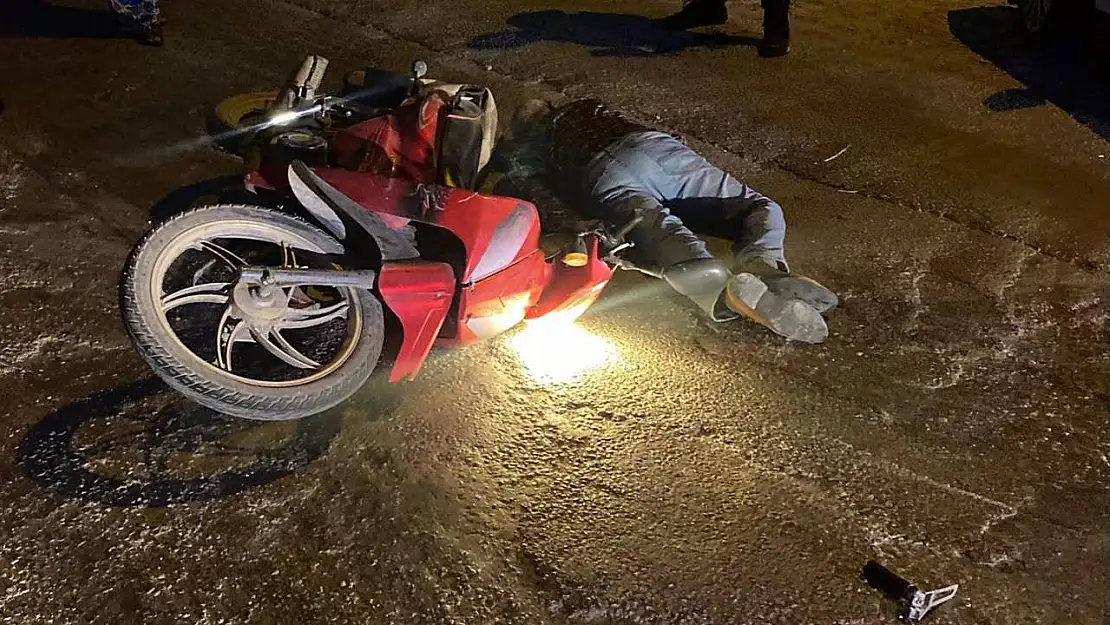 Motosiklet park halindeki motosiklete çarptı: 1 ağır yaralı