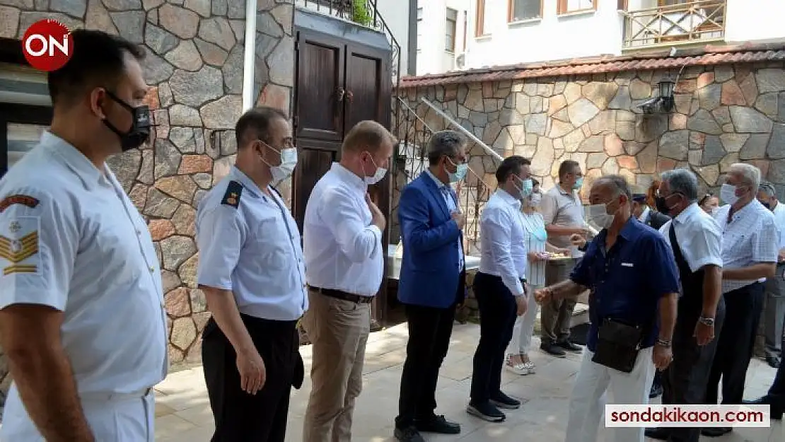 Mudanya protokolü bayramlaştı