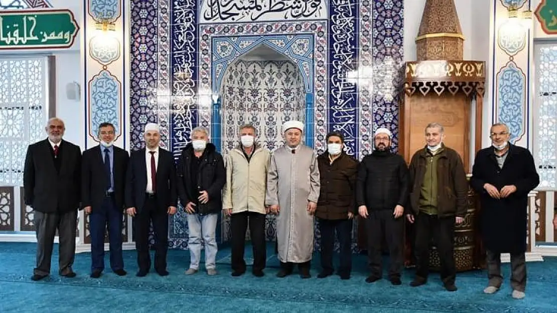 Müftülük Külliyesi Camii'nde ilk Cuma Namazı