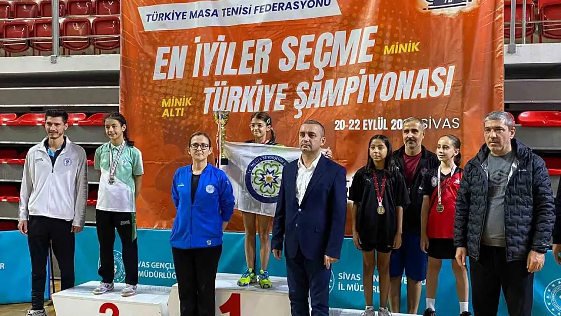 Muğla Büyükşehir sporcusu masa tenisinde Türkiye şampiyonu oldu