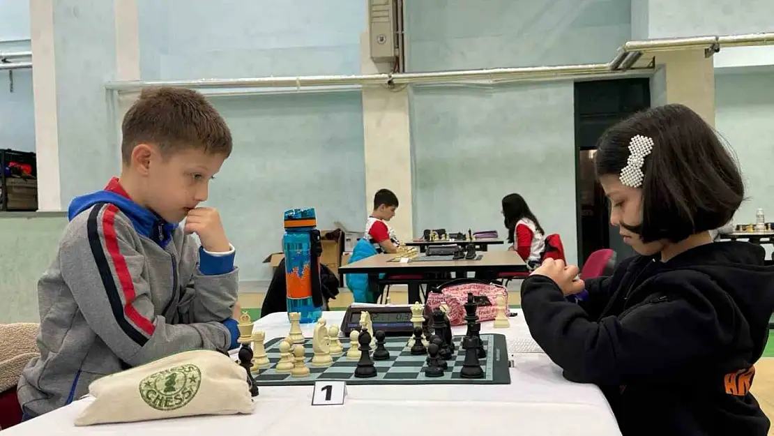 Muğla'da 'Mavi Yeşil' okullar satranç turnuvası başladı