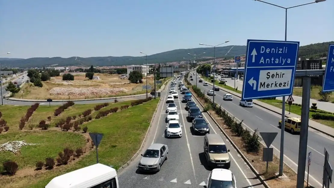 Muğla'da 14 günde araç sayısı 5 bin 455 arttı