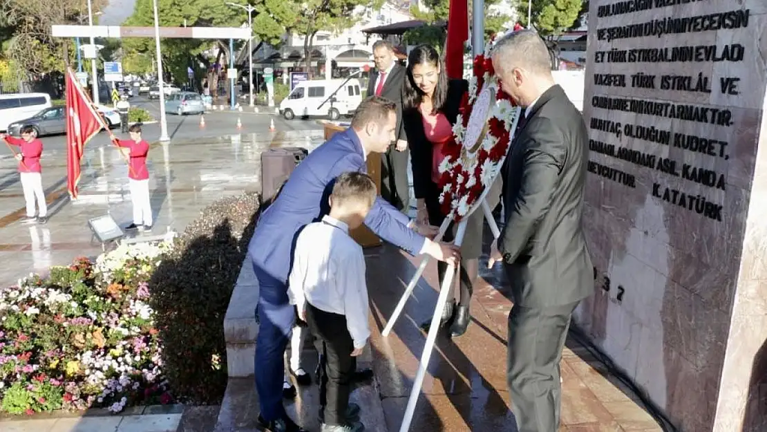 Muğla'da 24 Kasım Öğretmenler Günü kutlanıyor