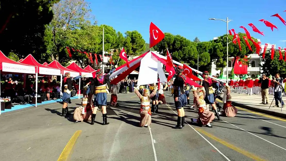 Muğla'da cumhuriyetin 101. yılı coşkuyla kutlandı