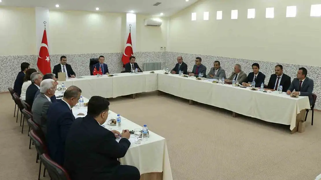 Muğla'da eğitim yöneticileri bir araya geldi