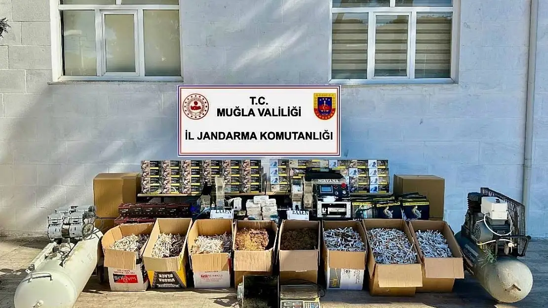 Muğla'da jandarmadan kaçak tütün operasyonu: 3 şüpheli gözaltına alındı