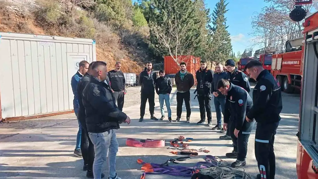 Muğla İtfaiyesi'nden Baca Temizlik Personeline eğitim