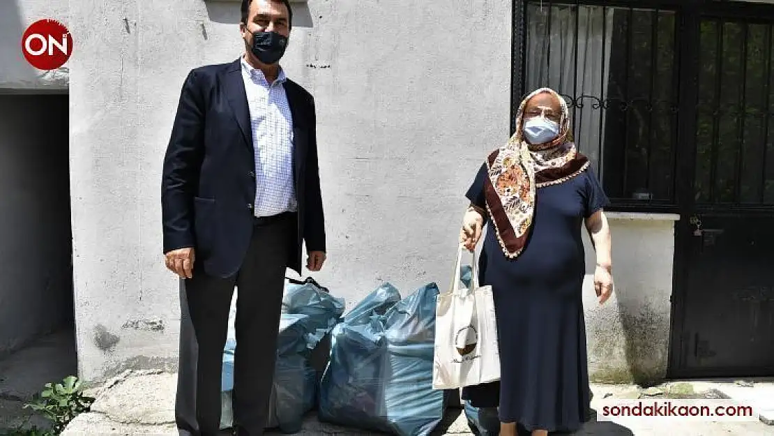 Mustafa Dündar'dan çevre dostlarına hediye