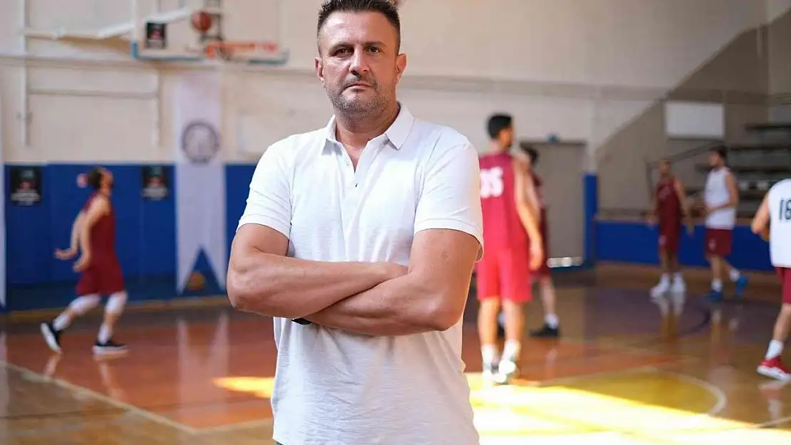Nazilli Belediyespor Basketbol Takımı parkeye iniyor