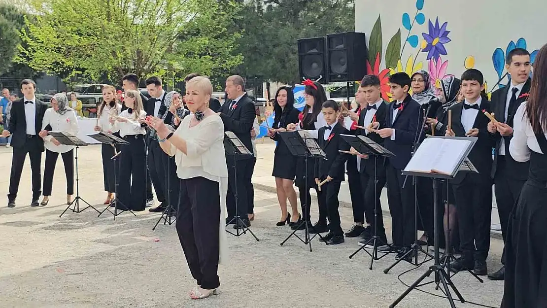 Nazilli'de özel çocuklar hünerlerini sergiledi