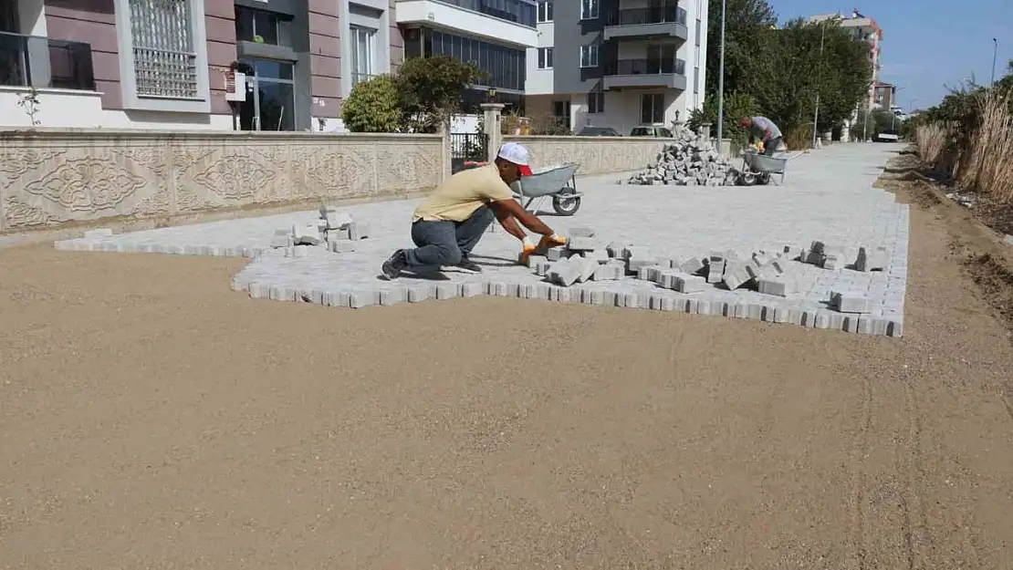 Nazilli'de yol çalışmaları sürüyor