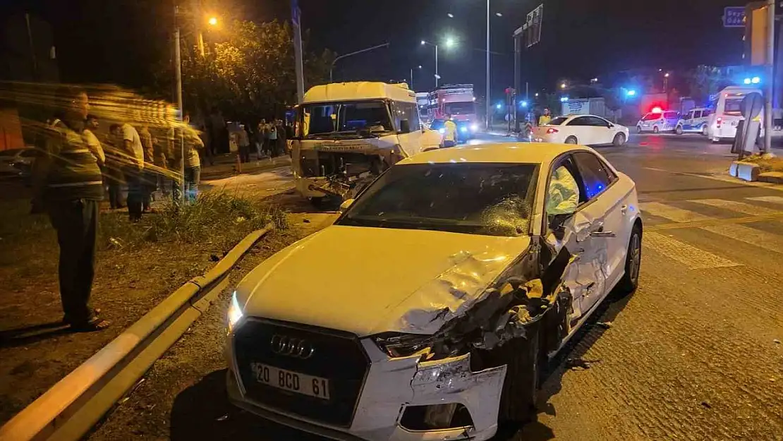 Nazilli'de zincirleme trafik kazası: 6 yaralı