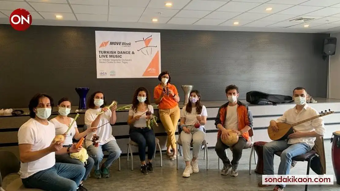 Nilüfer'in Sebze Orkestrası uluslararası etkinlikte performans sergiledi