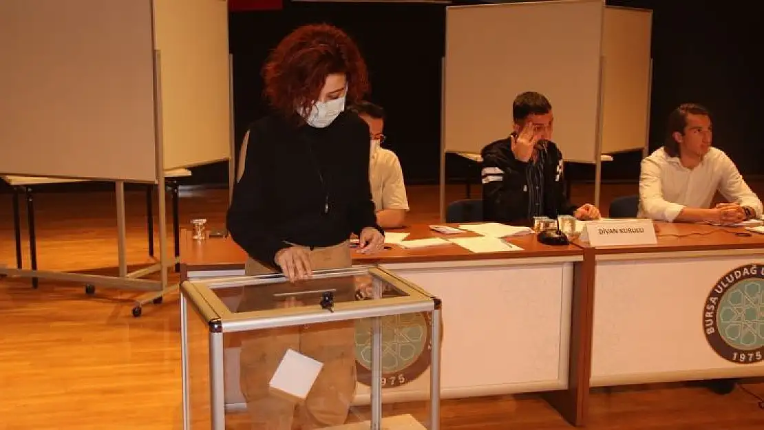 Öğrenci Konseyi ve Öğrenci Temsilcisi seçimleri tamamlandı