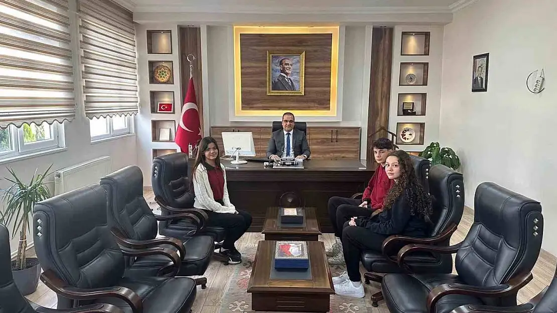 Öğrencilerden Kaymakam Dalak ile röportaj