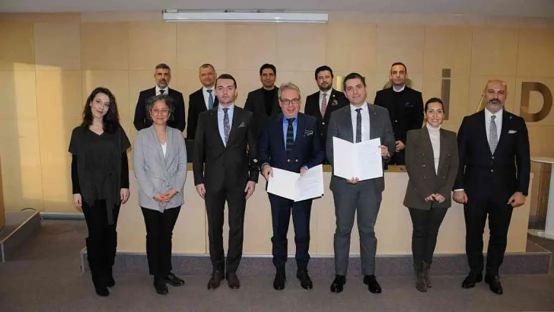 Öğrencilerin geleceği için el ele verdiler