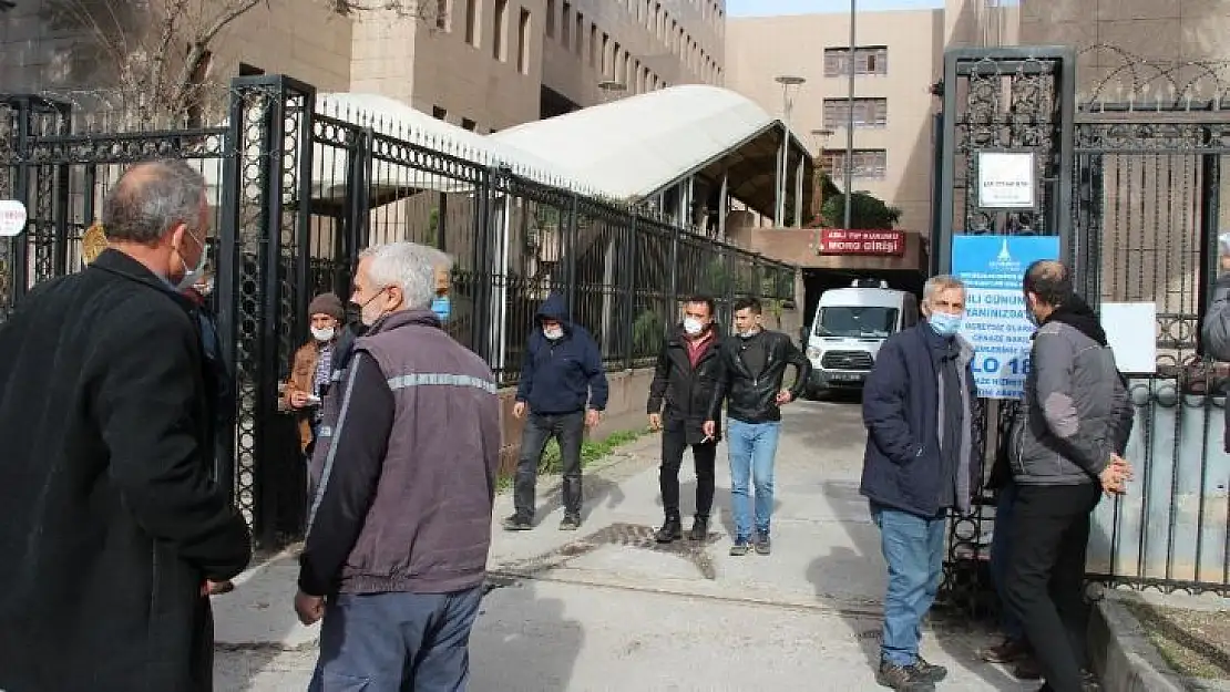 Ölü bulunan 4 gencin cenazeleri teslim alındı
