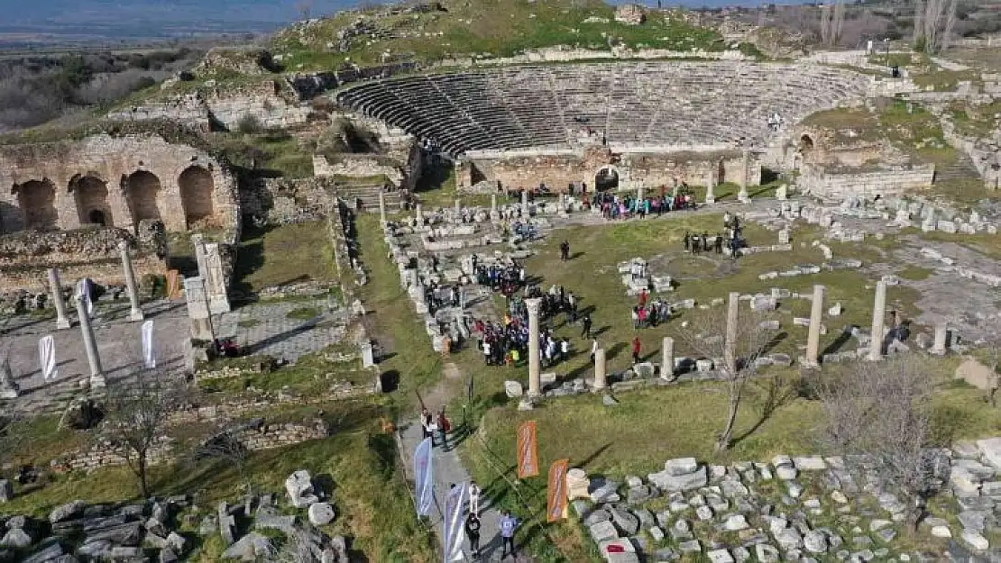 Oryantiring İl Birinciliği Yarışması Afrodisias Antik Kenti'nde yapıldı