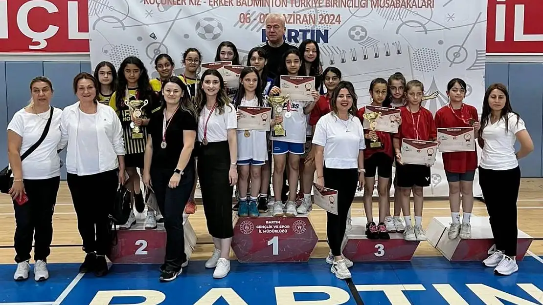 Osmangazili badmintonculardan Türkiye şampiyonluğu