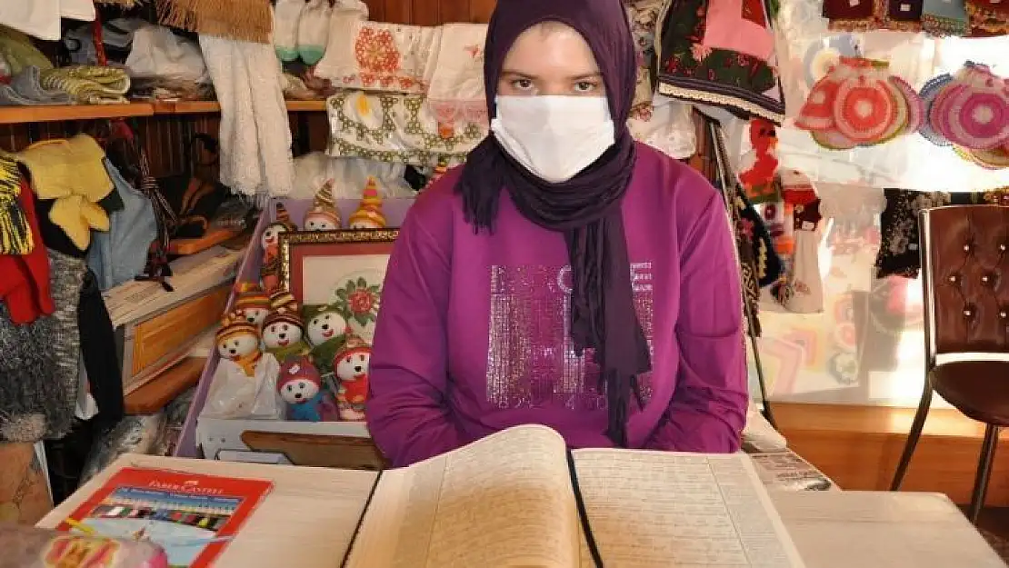 Otizmli genç kızın Kur'an aşkı