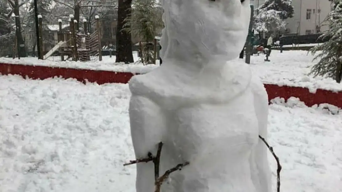 (Özel) İyi ki varsın 'kardan adam'