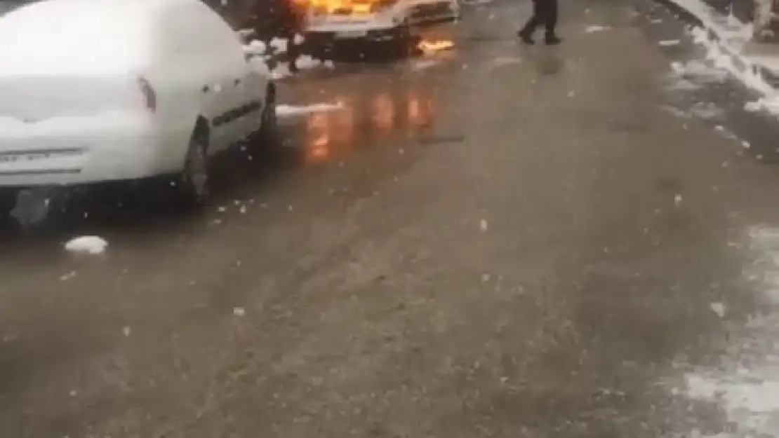 Patlama sesinin ardından küle döndü