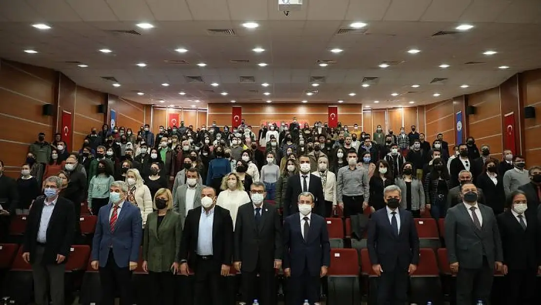 PAÜ'de su ve çevre sorunları konuşuldu