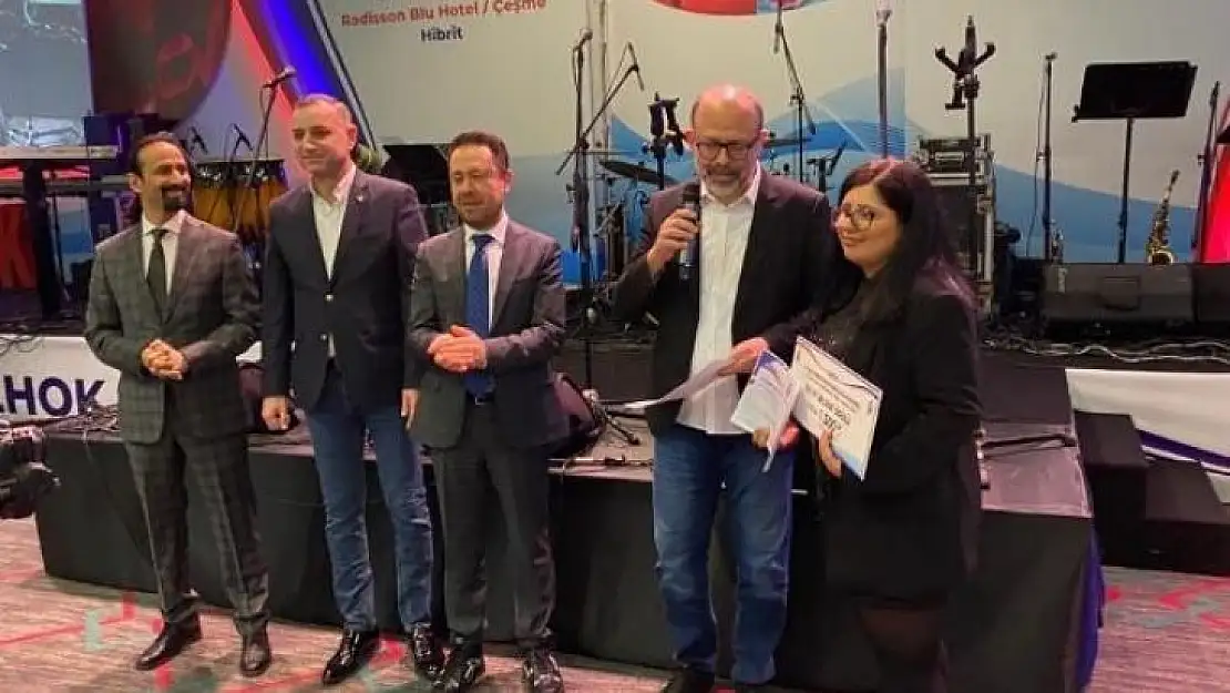 PAÜ Hastanesine en iyi bildiri ödülü